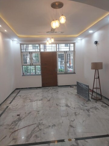 Living Room in 3 BHK Builder Floor at Paschim Vihar – for Rent