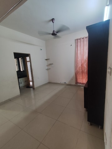 Room in 2 BHK Apartment at Sunway Opus Grand Neville 3B Phase 2, Miyapur – for Rent