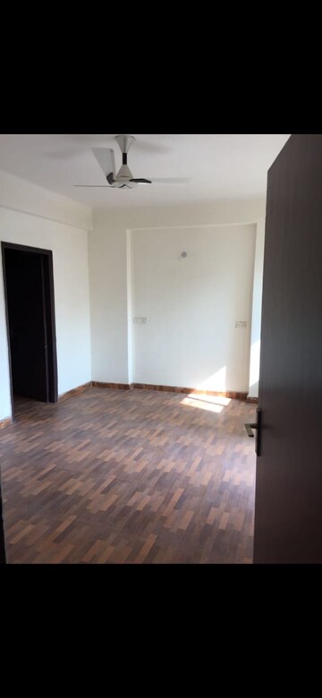 3 BHK Apartment For Rent in Aims Golf City, Sector 75