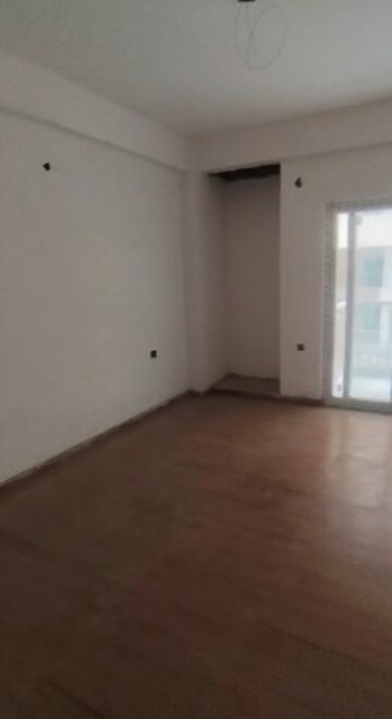 3 BHK Apartment For Sale in Noida Central