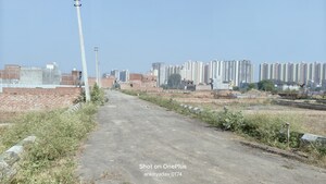 Plot Area in  Plot at Para – for Sale