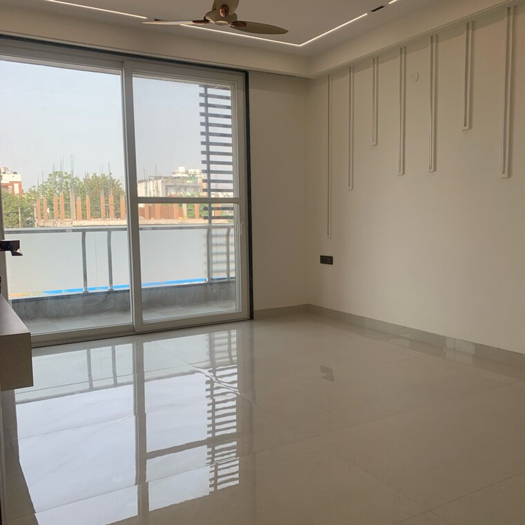 Room, ansal-api-esencia 3.5 Bedroom 2430 Sq.Ft. Builder Floor In Sector 67 Gurgaon 8498105