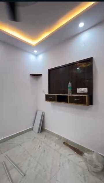 Room in 3 BHK Apartment at Kothrud – for Rent