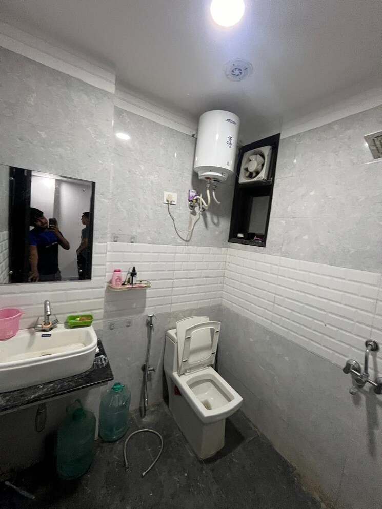 Team Area, charholi budruk 2.5 Bedroom 900 Sq.Ft. Apartment In Charholi Budruk Pune 8498201