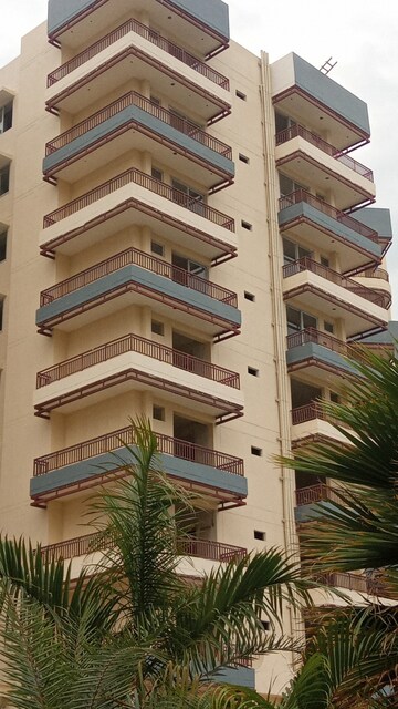 4 BHK Apartment – Exterior View View at Ratan Galaxy, Vrindavan Yojna - for Sale