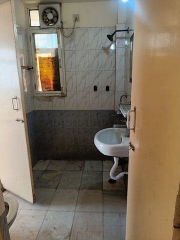 Bathroom in 1 BHK Apartment at Richmond Towers, Richmond Town – for Rent