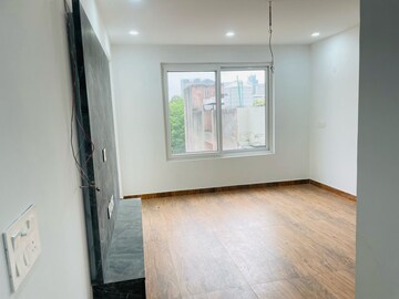 Room in 2 BHK Apartment at Moshi – for Sale