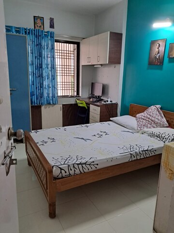 Bedroom in 3 BHK Apartment at Manish Park, Kondhwa – for Rent