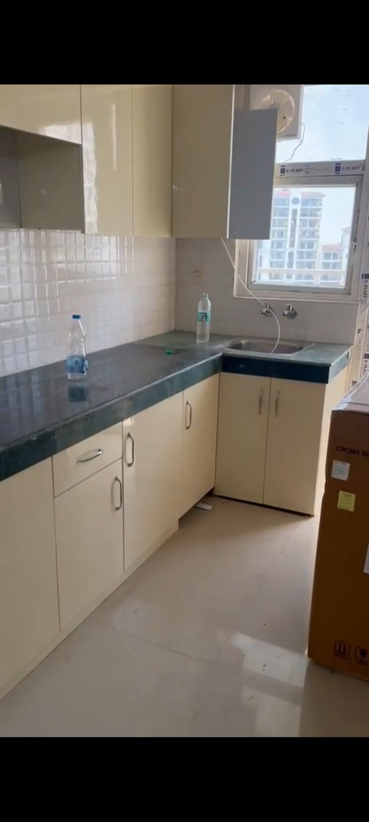 Kitchen, shree-vardhman-green-court 2 Bedroom 690 Sq.Ft. Apartment In Sector 90 Gurgaon 8498992