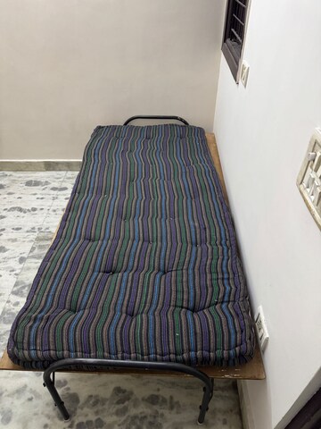 Bedroom in 2 BHK Builder Floor at Nirman Vihar – for Rent