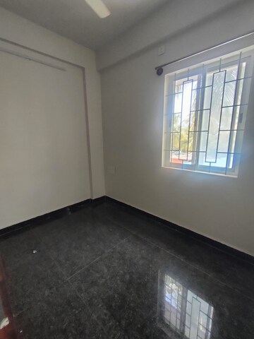 Room in 2 BHK Builder Floor at Hsr Layout – for Rent