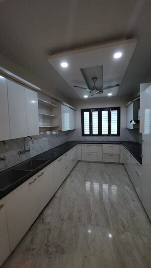 Kitchen in 3 BHK Builder Floor at Sector 49 – for Sale