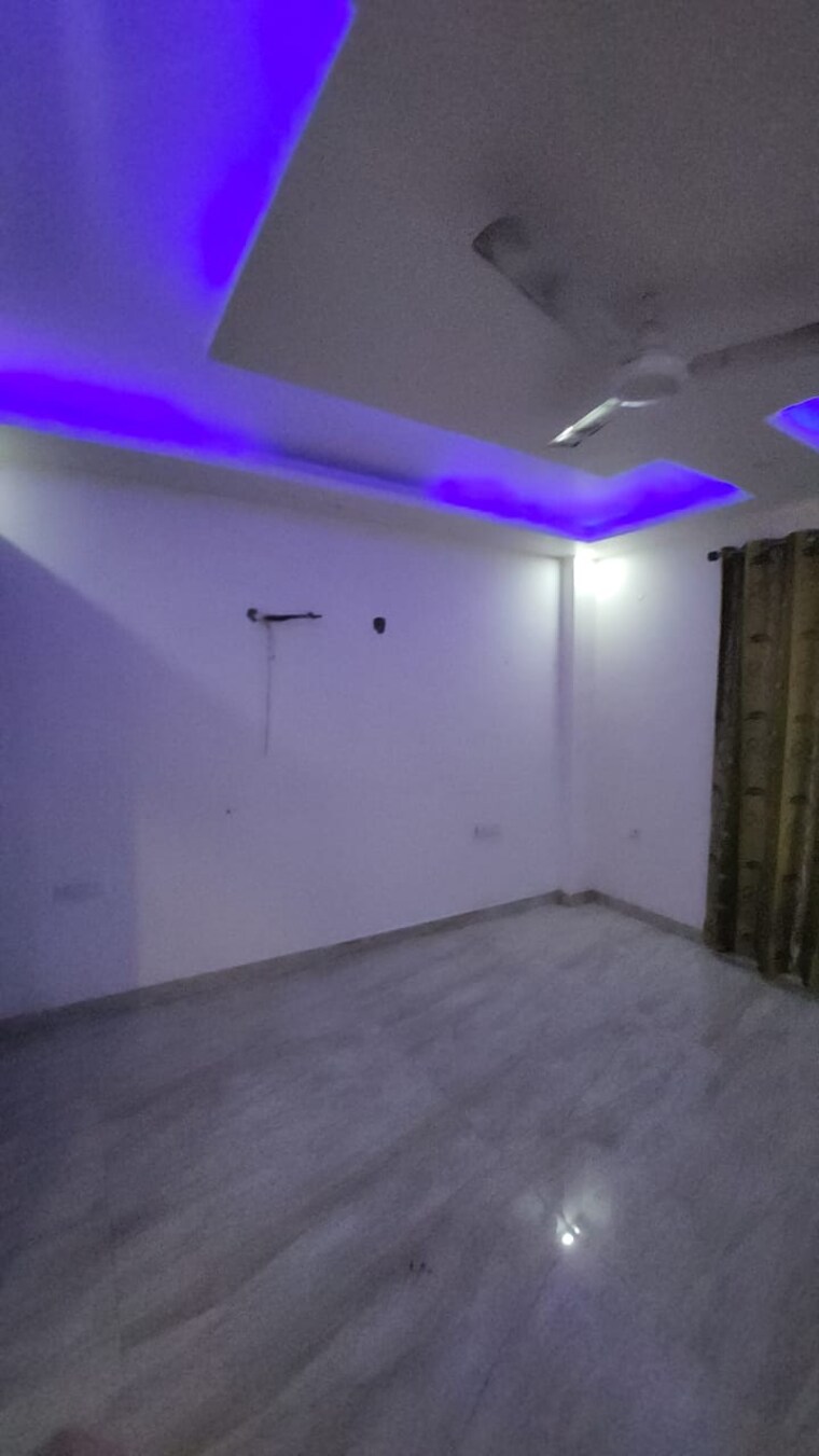 Room, sector 49 3 Bedroom 2076 Sq.Ft. Builder Floor In Sector 49 Faridabad 8499107