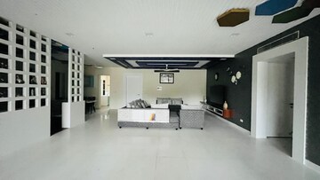 Master Bedroom in 4 BHK Apartment at Lodha Bellezza Sky Villas, Kukatpally – for Rent