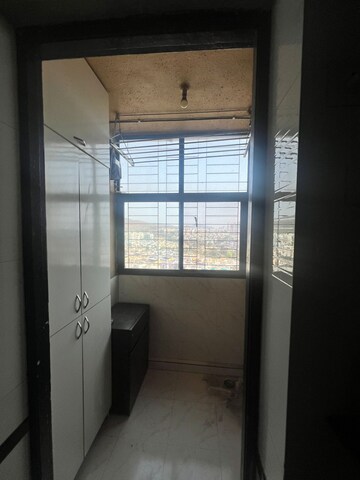  2 BHK Apartment at K Raheja Heights, Malad East – for Rent