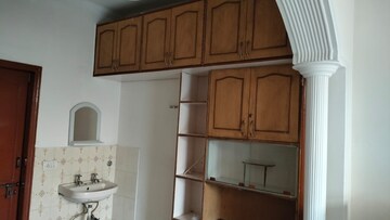 Furnished Amenities in 1 BHK Builder Floor at Sector 45 – for Rent