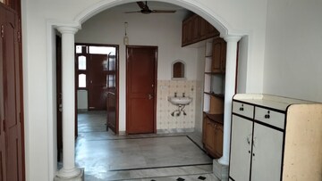 Building Lobby in 1 BHK Builder Floor at Sector 45 – for Rent