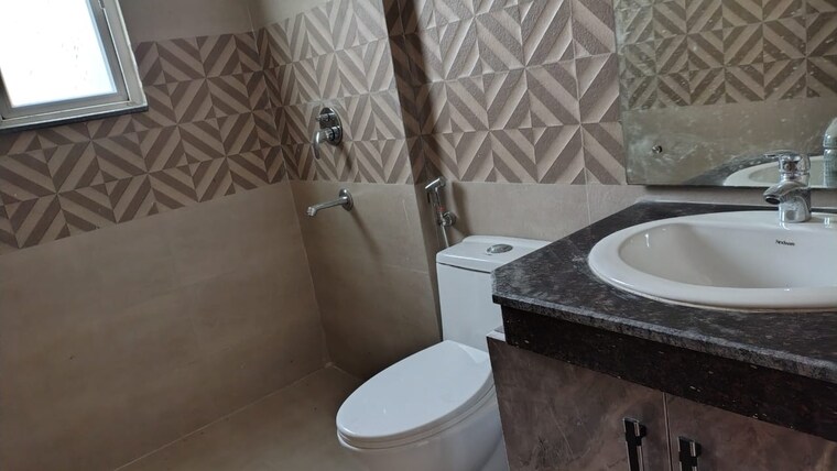 Bathroom, gaur-city-7th-avenue 2 Bedroom 534 Sq.Ft. Apartment In Sector 4 Greater Noida Greater Noida 8499297