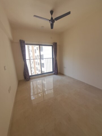 2 BHK Apartment For Rent in Sunteck West World, Naigaon East