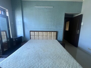 Bedroom in 2 BHK Apartment at K Raheja Heights, Malad East – for Rent
