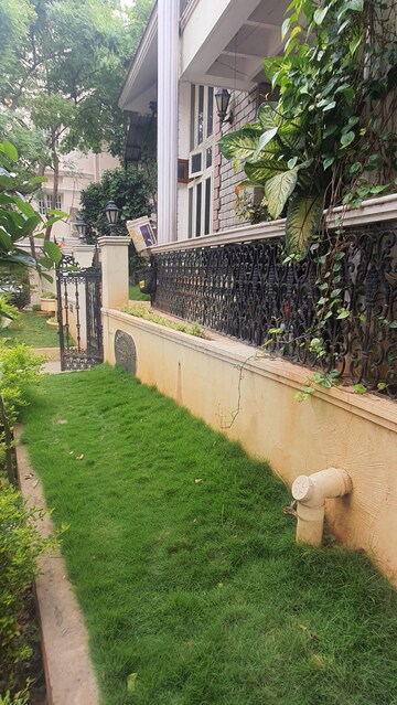 Balcony in 6 BHK Independent House at Vijayanagar – for Sale