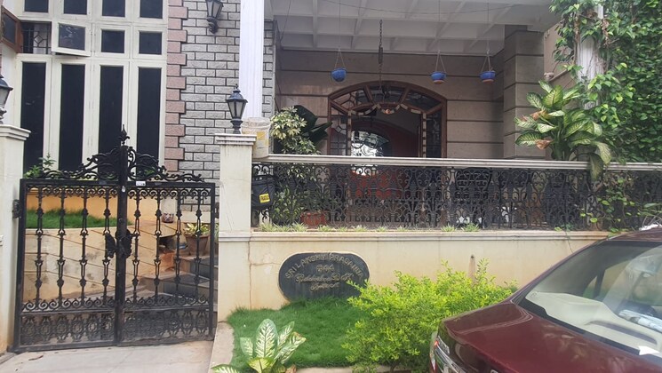 Exterior View, vijayanagar 5 Bedroom 6500 Sq.Ft. Villa In Vijayanagar Bangalore 8499396