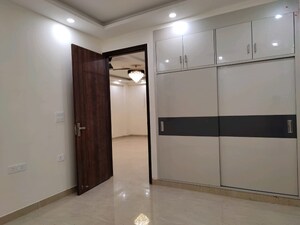 Furnished Amenities in 3 BHK Builder Floor at Chattarpur – for Sale