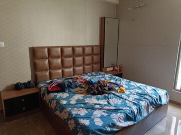 Bedroom in 3 BHK Apartment at Science City – for Rent