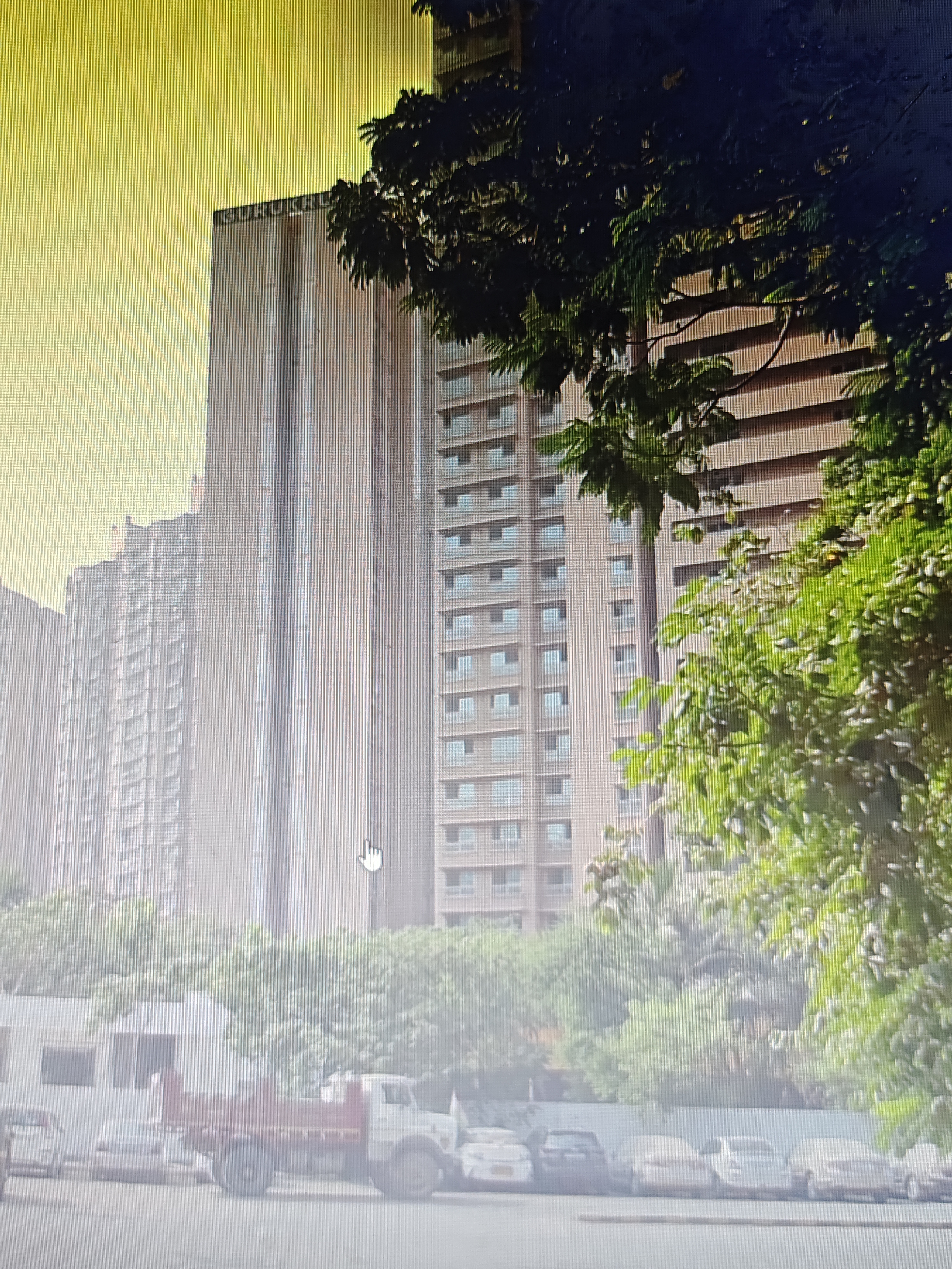 2 BHK Apartment For Sale in Gurukrupa Marina Enclave