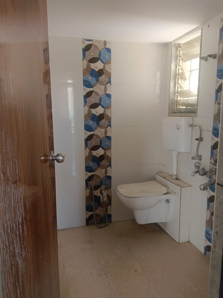 Bathroom, seven-eleven-apna-ghar 1 Bedroom 575 Sq.Ft. Apartment In Mira Road Thane 8499505