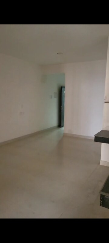 Room in 2 BHK Apartment at Signature Global Orchard Avenue, Sector 93 – for Rent