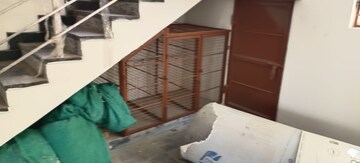 Bedroom in 6+ BHK Independent House at Tindlu – for Sale