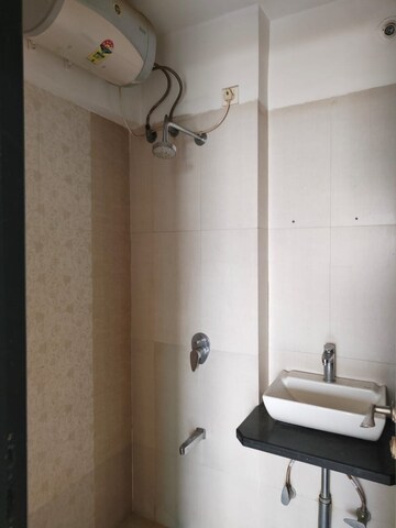 Bathroom in 2.5 BHK Apartment at Hiranandani Castle Rock, Powai – for Rent
