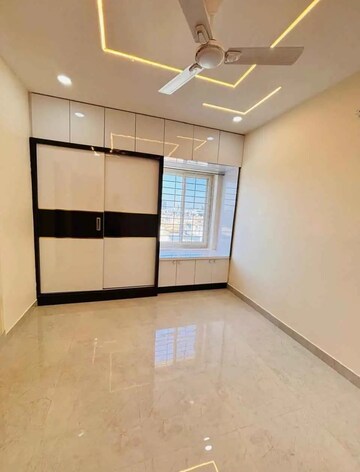 Room in 3 BHK Apartment at SMR Vinay Iconia Hyderabad, Kondapur – for Rent