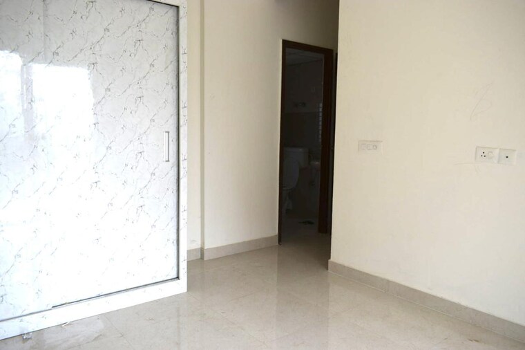 Room, signature-global-orchard-avenue 2 Bedroom 591 Sq.Ft. Apartment In Sector 93 Gurgaon 8499735