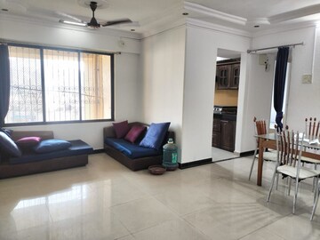 Living Room in 2 BHK Apartment at Kalpataru Paramount, Kapur Bawdi – for Rent