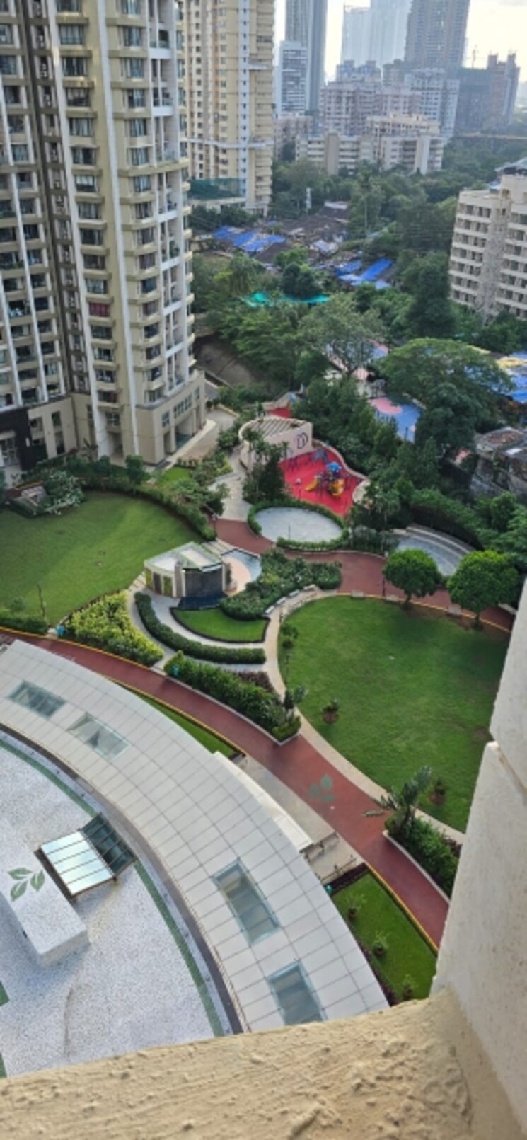 Garden, lodha-venezia 2 Bedroom 816 Sq.Ft. Apartment In Parel Mumbai 8499850