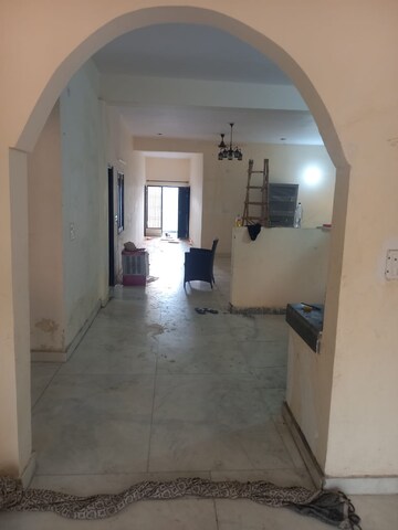 Building Lobby in 5 BHK Independent House at Prateek Residency, Sector 22 Yamuna Expressway – for Rent