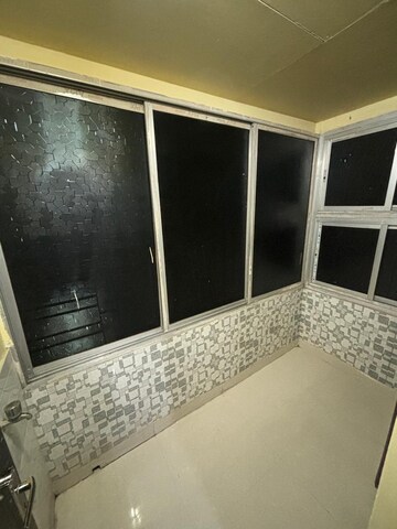 Team Area in 3 BHK Apartment at Larica Tolly, Tollygunge – for Rent