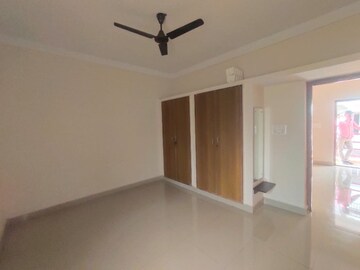 Room in 2 BHK Builder Floor at Koramangala – for Rent