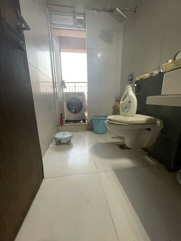 Bathroom in 3 BHK Apartment at Dosti Group Imperia, Manpada – for Sale