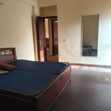 Bedroom in 3 BHK Apartment at Gardenia Golf City, Noida Central – for Rent