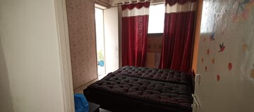 Room in 2 BHK Apartment at Adore Happy Homes, Sector 86 – for Rent
