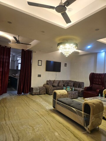 Living Room in 3 BHK Apartment at Signature Global Titanium SPR, Sector 71 – for Sale