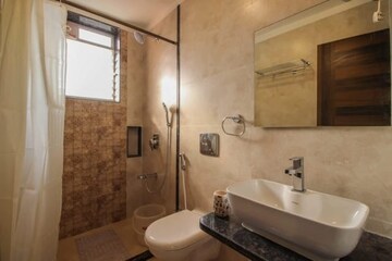 Attached Bathroom in 2 BHK Apartment at Siolim – for Rent