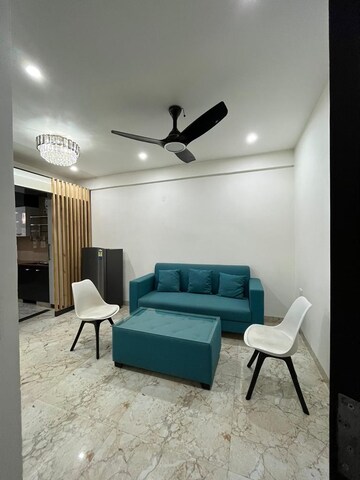 Living Room in 2 BHK Builder Floor at Sector 27 – for Rent