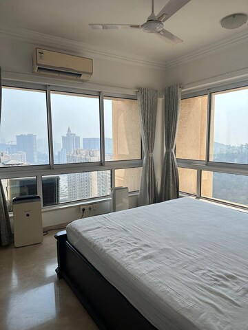 Room in 3 BHK Apartment at Hiranandani Glen Dale, Powai – for Rent