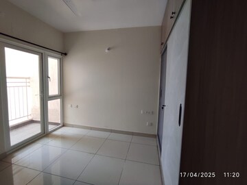  2 BHK Apartment at Prestige Finsbury Park Regent, Bagaluru  – for Rent