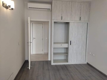 2 BHK Apartment For Rent in Ireo The Corridors, Sector 67a