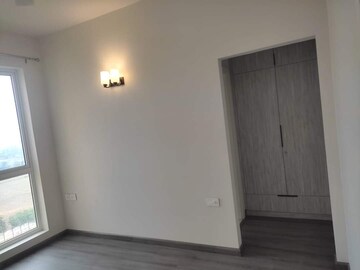 Room in 2 BHK Apartment at Ireo The Corridors, Sector 67a – for Rent